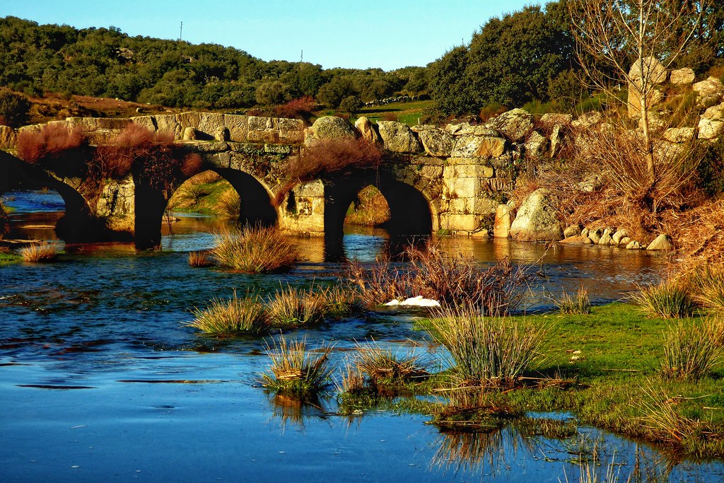 El viejo puente de Las Urrietas.