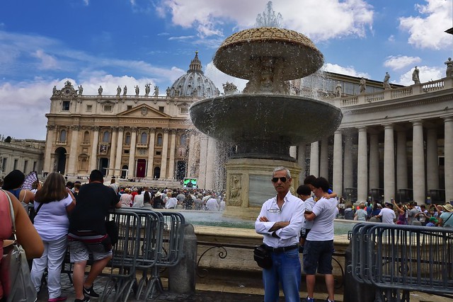 Me...at Saint Peters square Vatican City Roma - Italia.