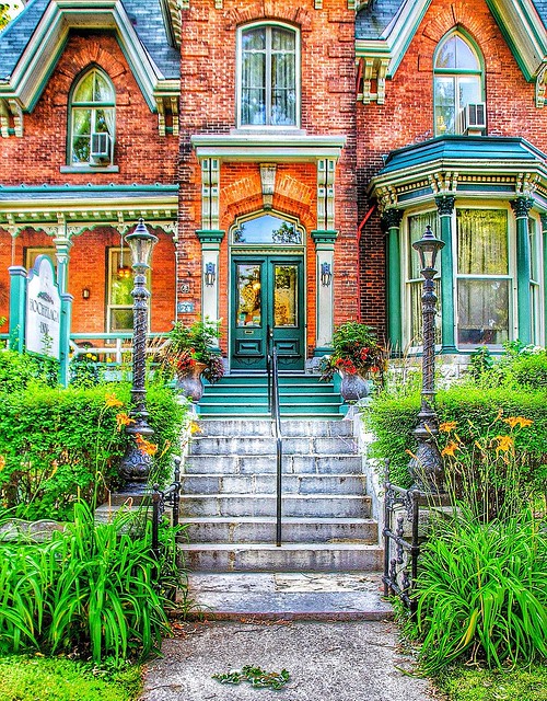 Kingston Ontario ~ Canada ~ Heritage House ~ Donald Fraser Mansion ~ Banker ~ 1885 - AirBnB