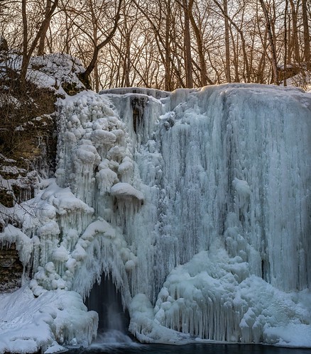 dublinohio haydenfalls waterfall longexposure midwest winterlandscape ohio sonya7riii sony24105 frozen ice cold nature