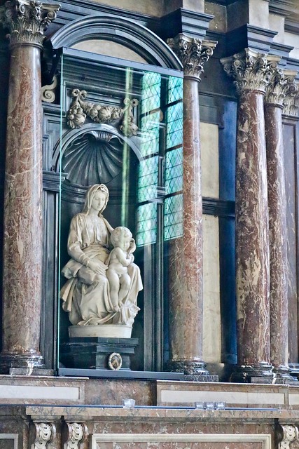 MIchelangelo's Madonna of Bruges