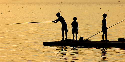 Tom sawyer ... by silvio francesco zincolini, Lake Varese (Italy)lake water varese silhouettes fishing pier pontili sunset evening street schirann