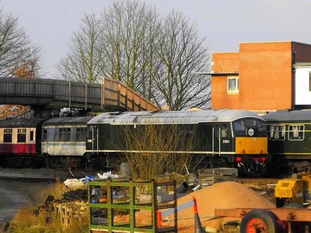 24054 (D5054) {Phil Southern} at Bury, East Lancashire Railway