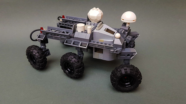 Weyland-Yutani light rover DN-30