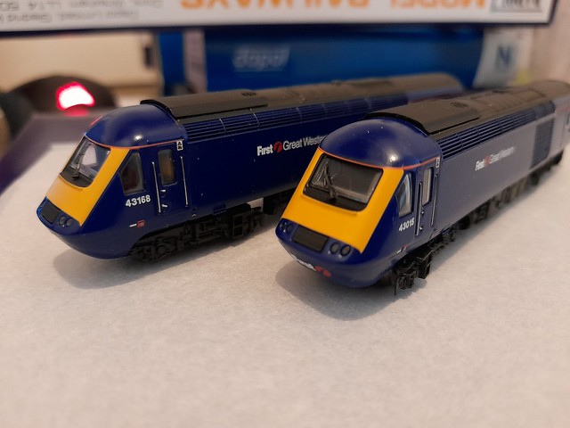 Dapol First Great Western HST Powercars.