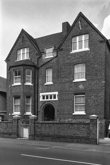 House, 31 Stockwell Park Rd, Stockwell, Lambeth, 1989 89-7e-33