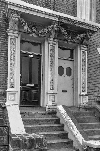 Doorways, 96-98, Graham Rd, Dalston, Hackney, 1989 89-7k-42
