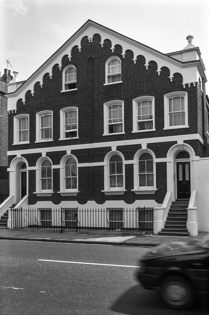 Shakespeare Villa, Byron Villa, 445, 447, Battersea Park Rd, Battersea, Wandsworth 1989 89-7m-14