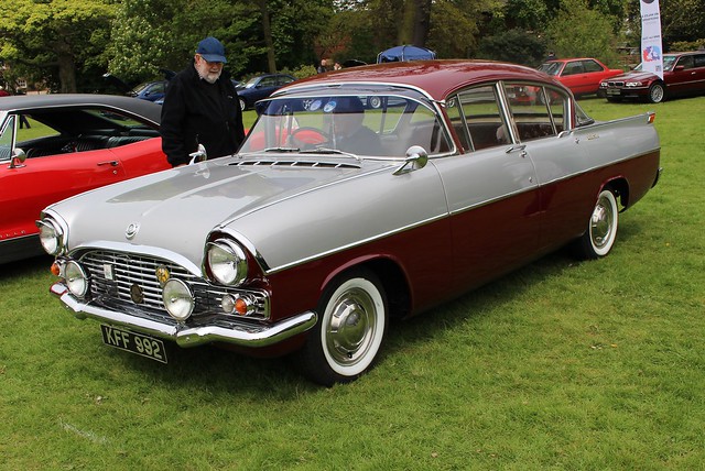 504 Vauxhall (PA) Cresta (1959) KFF 992