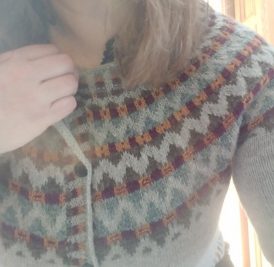 Sharon (Sharbooski) knit Coinneach by Kate Davies Designs for her mom!