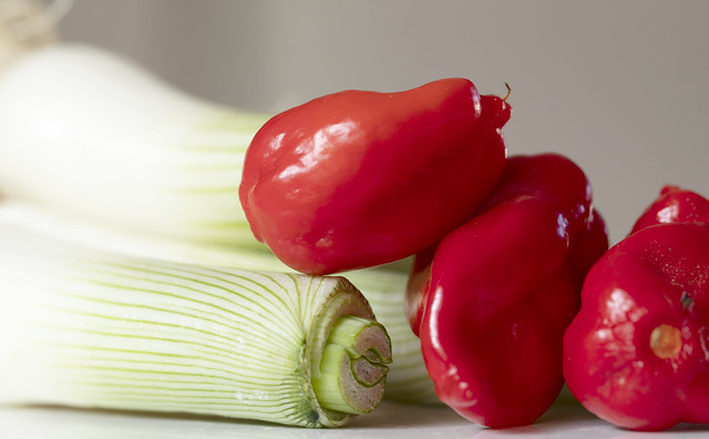 Spring onion & Hot pepper