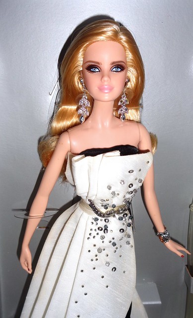 2013 Beaded Gown Barbie (3)