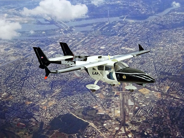 1:72 Spectrum SA-550 (modified Cessna 337) “Pelican”; aircraft “N669PD” of the Los Angeles Police Department Air Support Division, Special Flight Section (SFS); California (USA), 2001 (What-if/modified Arii kit)