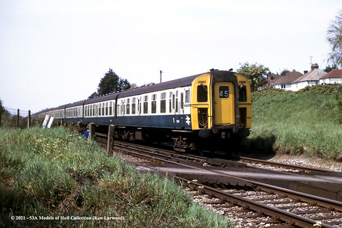 britishrail 4cig class421 emu 7397 electric passenger hamshades tankerton kent train railway locomotive railroad