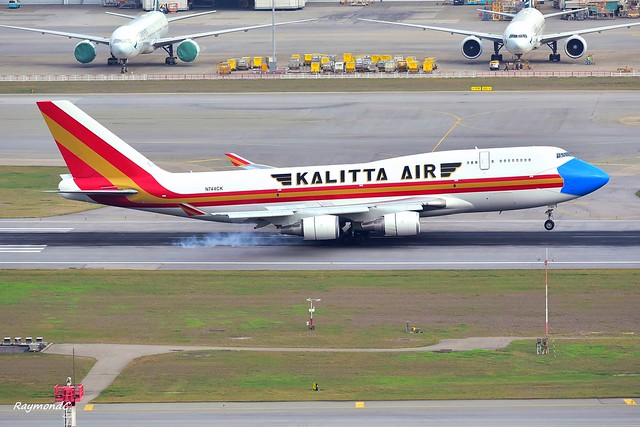 Kalitta Air Boeing 747-446(BCF) N744CK (Mask livery).