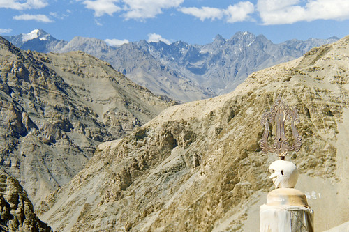 india leh ladakh monastery gold100 kodak analog himalayas travel mountains landscape