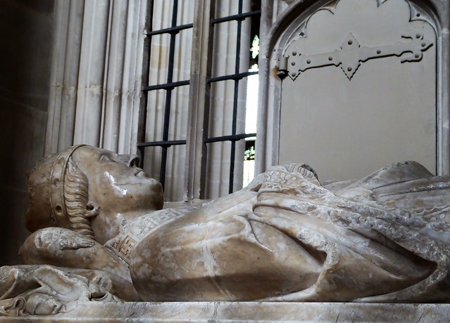Winchester Cathedral, William Eddingtonl, Bishop of Wincester 1346-66