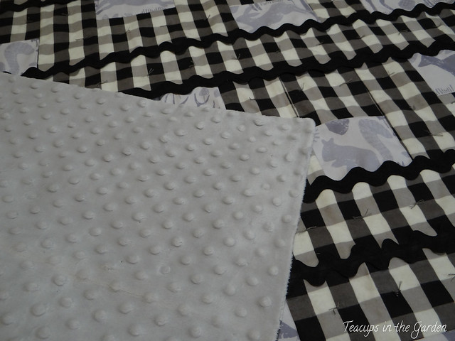 Black and Grey Baby Quilt flannel and minky-2
