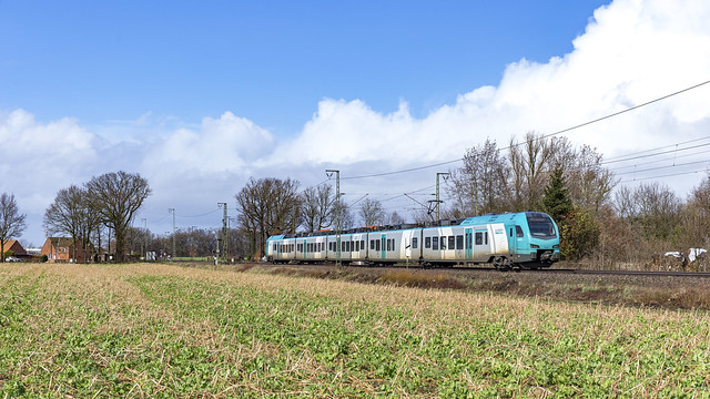 Eurobahn ET4.01 rijdt als RB61 trein 20369.