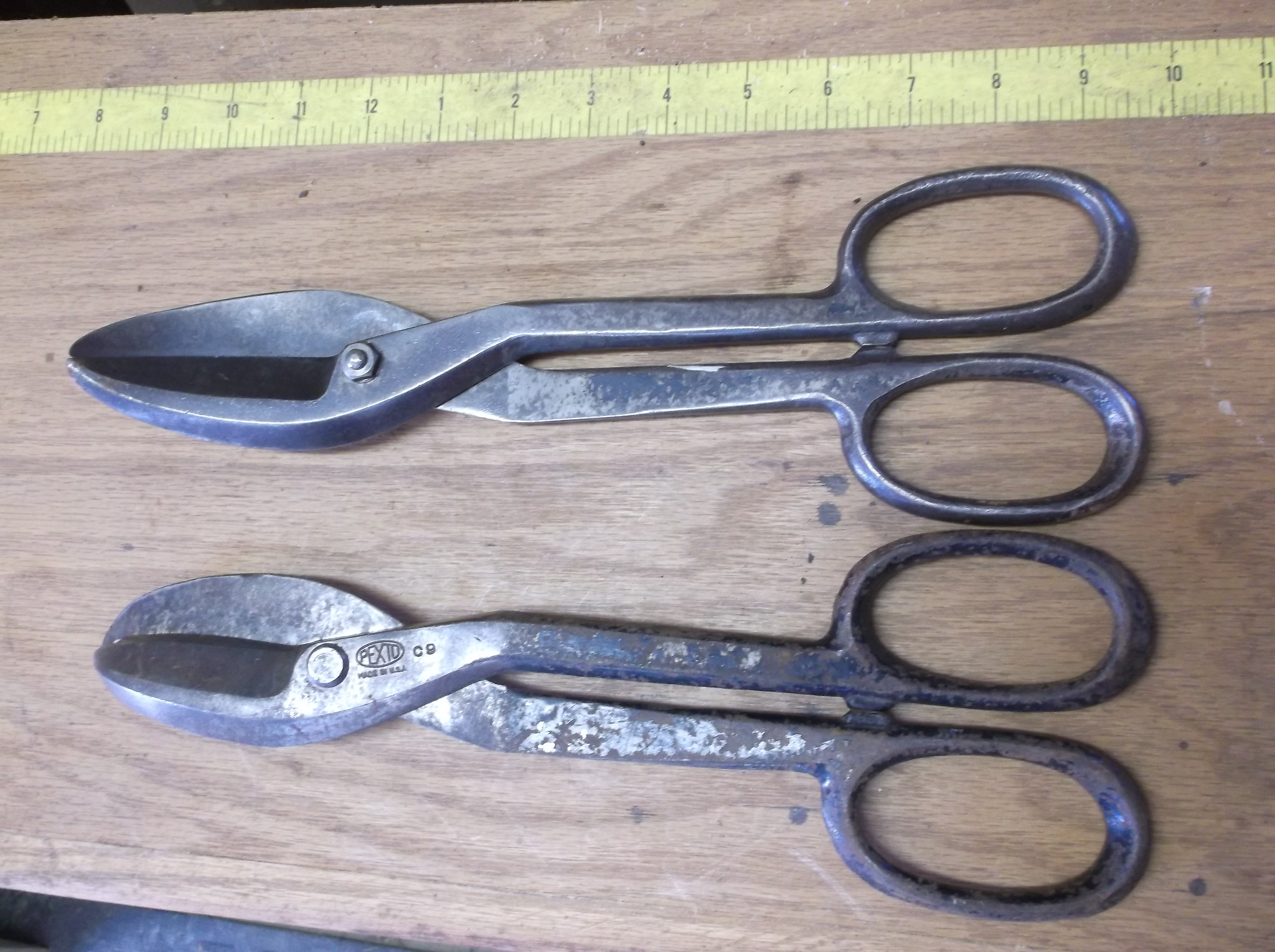 Antique Vintage Scissors Shears Forged Metal 9” Unmarked Riveted - No  Screws
