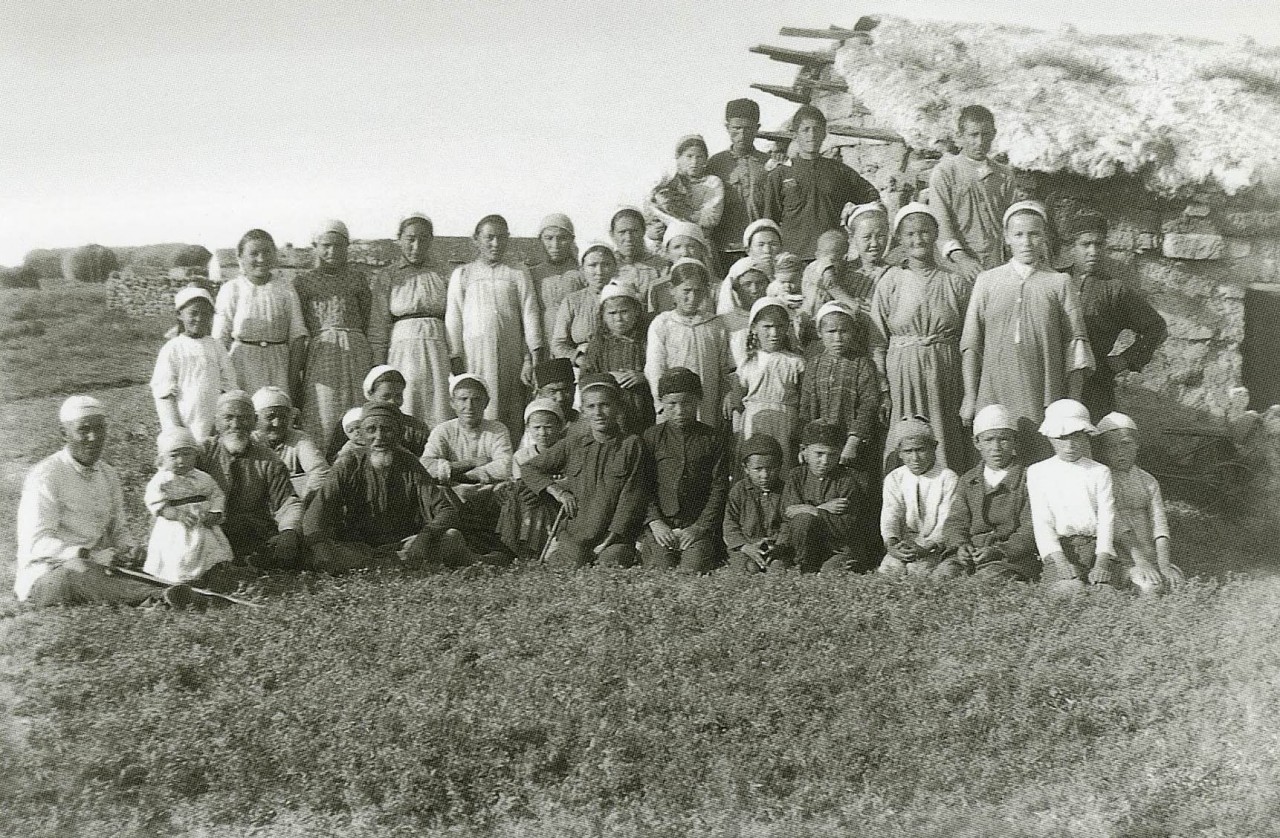 Сельские жители. Степной Крым. 1920