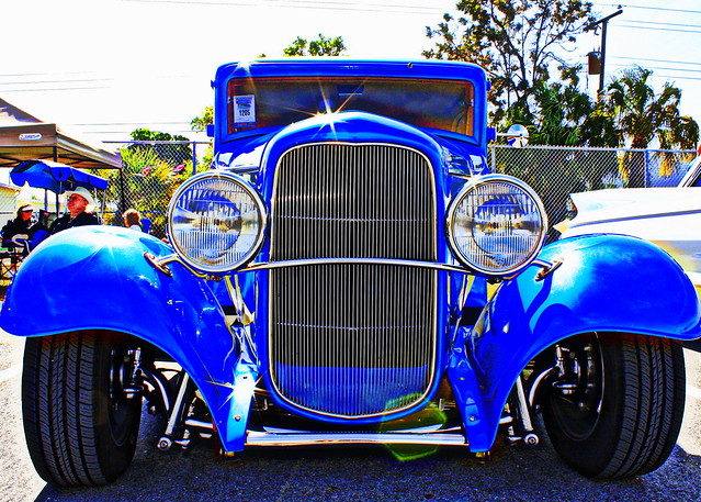 !932 Ford Blue Street Rod in HDR