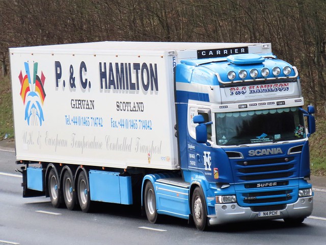 P & C Hamilton, Scania R560 V8 (N4PCH) On The A1M Northbound