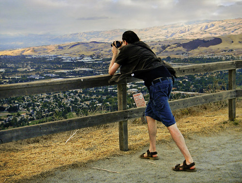 sanjose sanfranciscobayarea bayarea southbay man person view fence landscape california ca usa santateresacountypark park countypark photographer