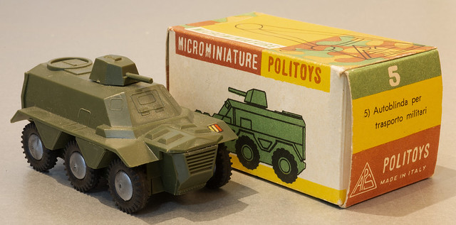 Italian Politoys No5 Alvis Saracen Armoured Personnel Carrier and Box