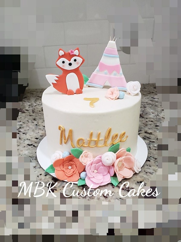Cake by MBK Custom Cakes