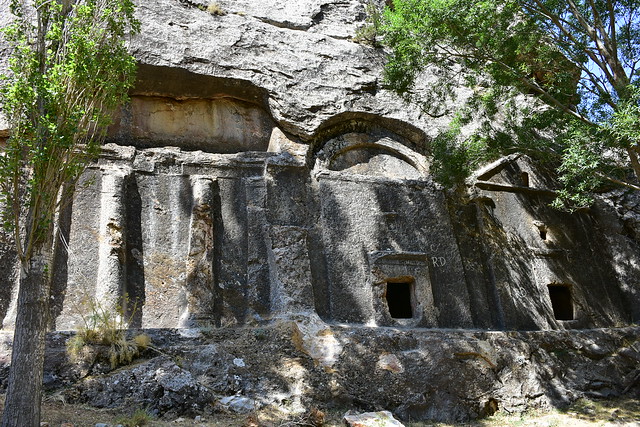 Yeniköy Kaya Mezarları