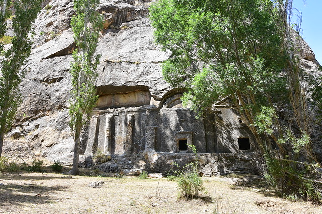 Yeniköy Kaya Mezarları