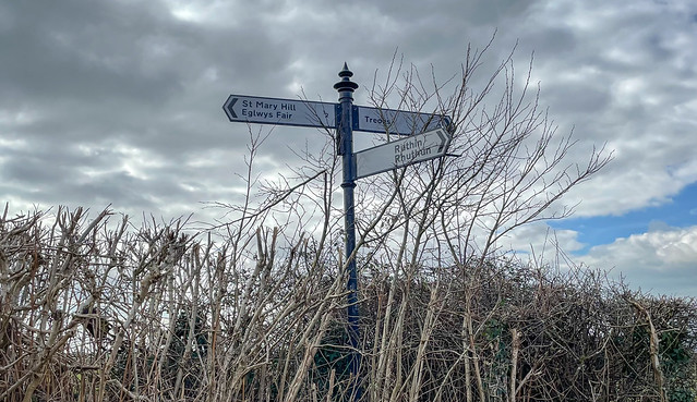 St Mary's Hill Signpost