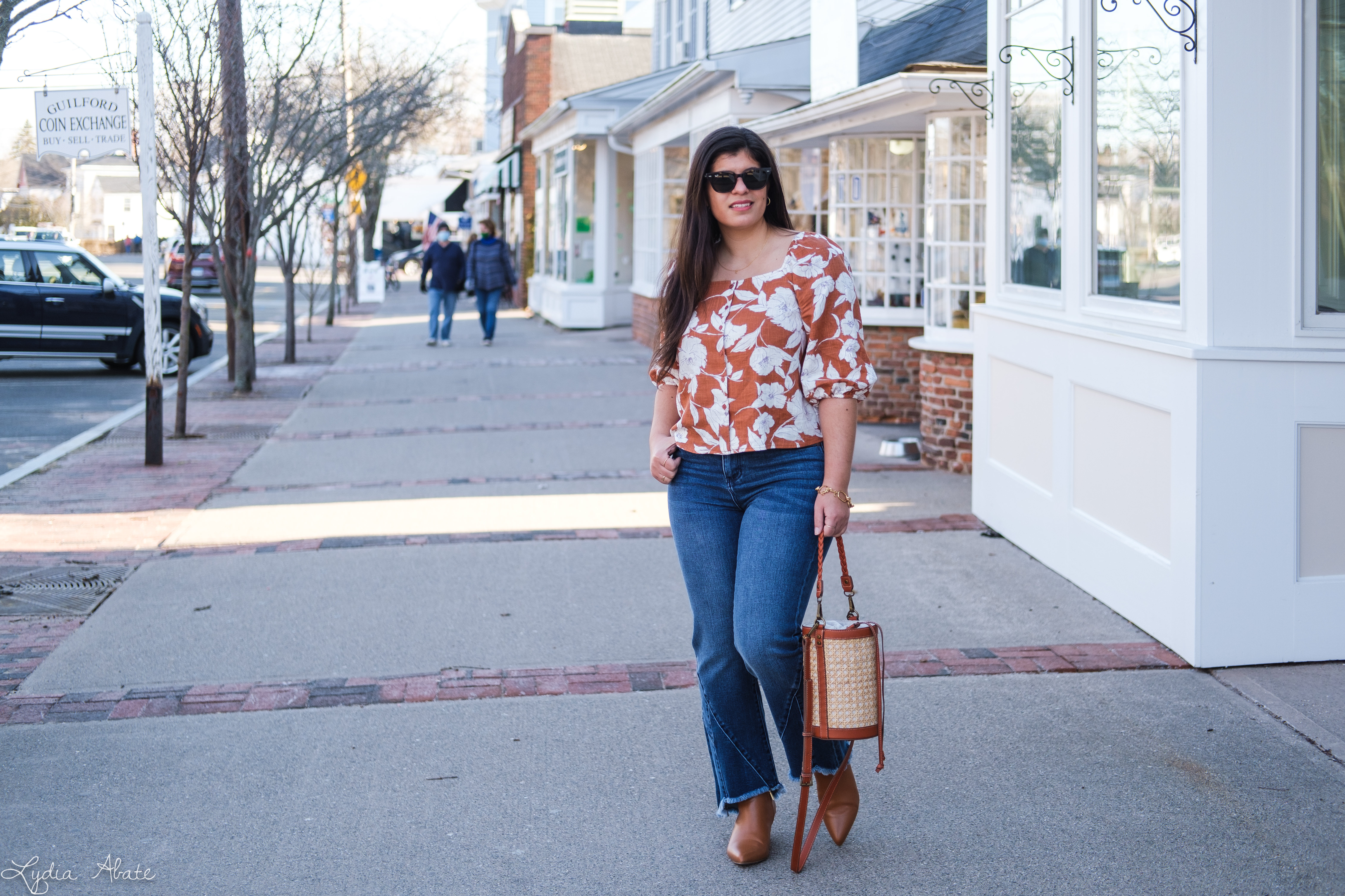 Odeon Boutique outfit floral puff sleeve top, fringe hem jeans-9.jpg