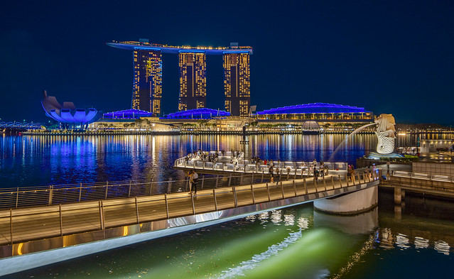 CITY TURNS BLUE @ DownTown CityScape, Singapore