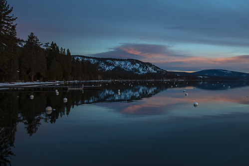 canon5dsr landscape nature outdoors outside lake water reflections dawn morning sunrise laketahoe california usa