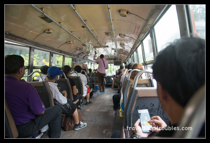 In de bus in Bangkok