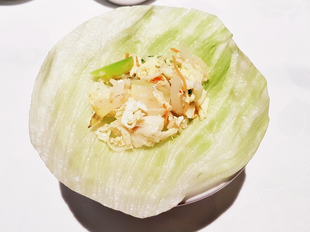 Crab Meat & Scrambled Eggs With Lettuce