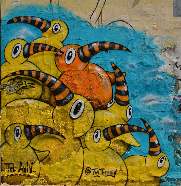 Tel Aviv Beach /  Street art / 1/5