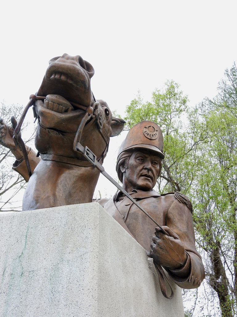 Marion Statue at Odell Venters Landing. Photo by howderfamily.com