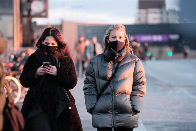 Women wearing face masks in Copenhagen
