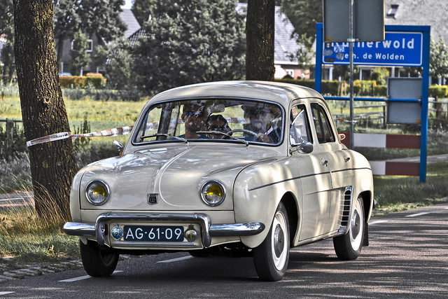 Renault Dauphine 1959 (8823)