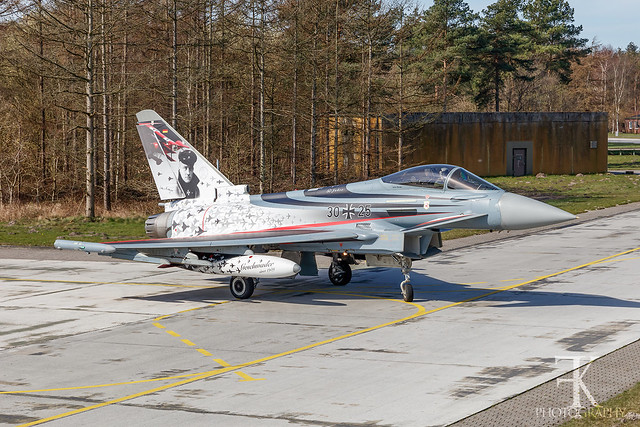 Eurofighter EF2000 (30+25) 