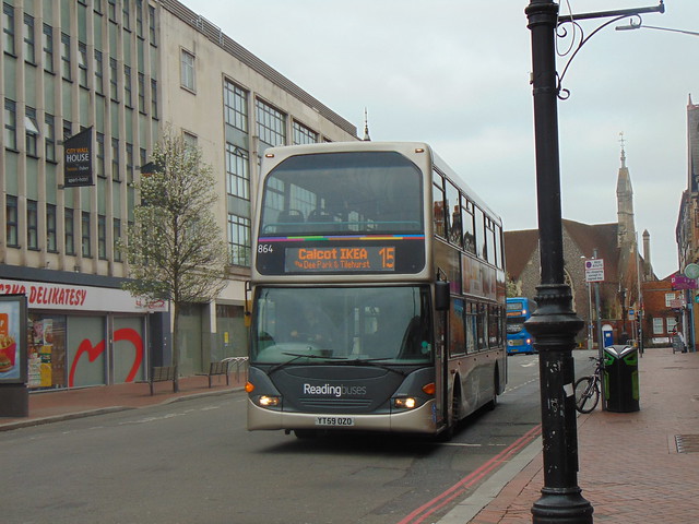 Reading Buses 864 (YT59 OZO)