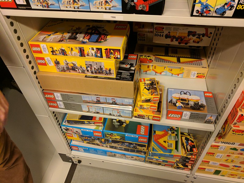 BricksFanz Inside The LEGO Vault