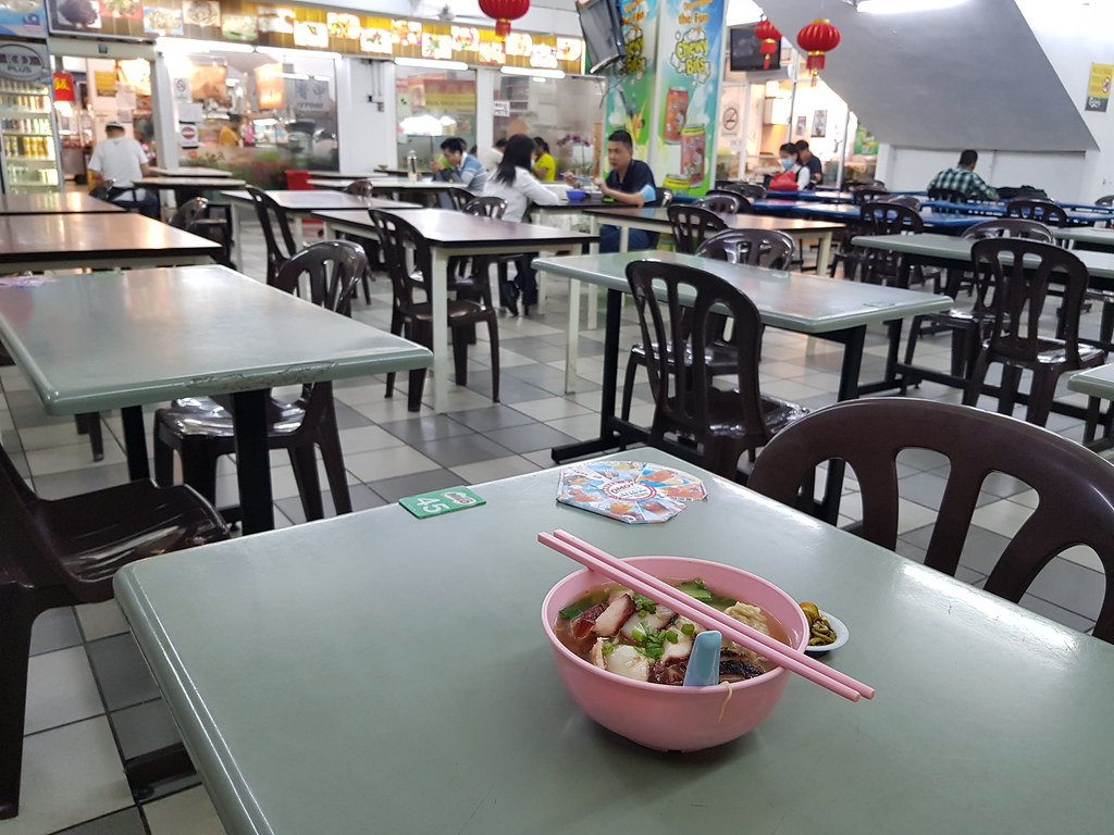 上湯雲吞麵 Charsiew Wanton Mee Soup rm$6.50 & 拉奶茶 Teh C(L) rm$2.30 @ 德德雲吞麵 Tak Tak Wanton Mee in 新明天茶室 Restoran New Ming Tien Bandar Sunway