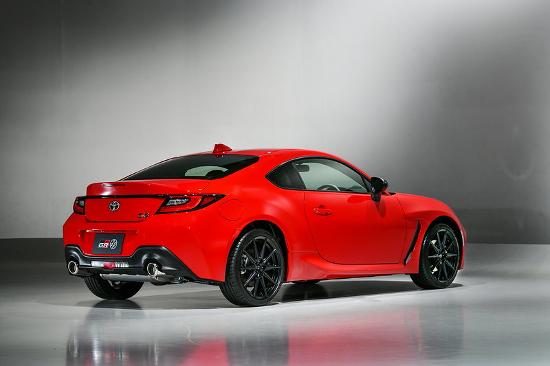 GR 86. Toyota evolui fórmula do desportivo clássico