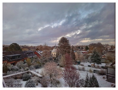 glasseyesview winter snow village sky