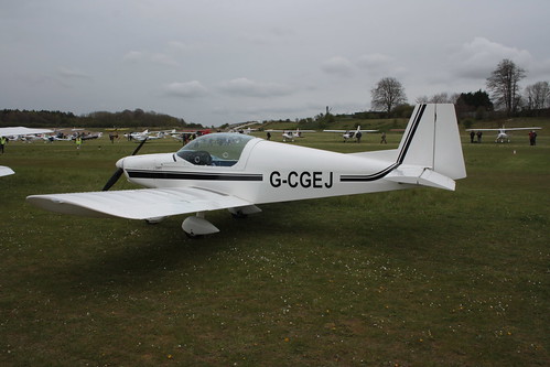 G-CGEJ Alpi Aviation Pioneer 200-M [LAA 334-14909] Popham 050512