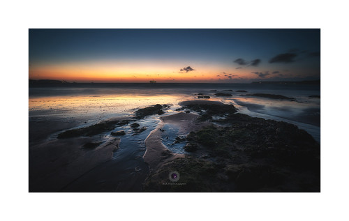 goodringtonsandsbeach paignton dawn glow sunrise seascape coast coastalphotography sky nature outdoors nikon nikkor 1835 kasefiltersuk rocks beach sand clouds light rtaphotography explore
